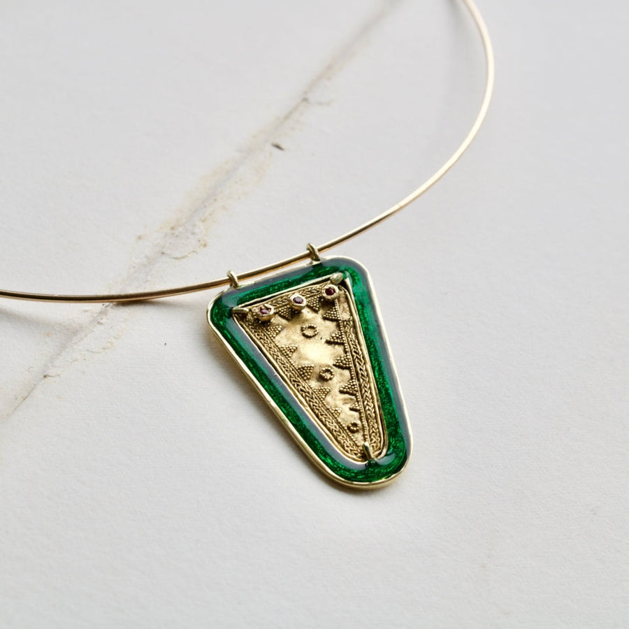 On The Nature Of Jewellery
